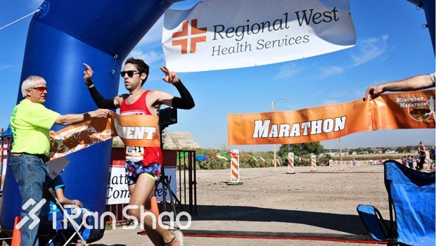 人物 | 他每天跑2.7个全马 仅用42天横穿美国