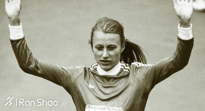 纽约马拉松 | 纽马女神韦茨：九度夺冠，三破世界纪录