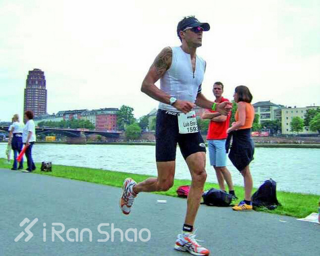 球踢得好的男人，马拉松跑的都不赖