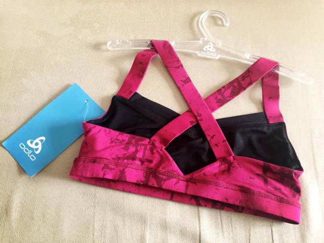 贴身衣物就该细腻轻柔的存在——ODLO的保护是运动妹纸的小众优选