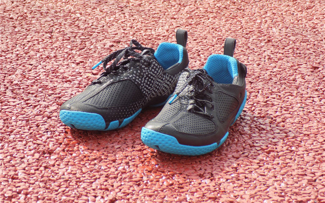 没有束缚、自由的奔跑—跑鞋SKORA FORM评测