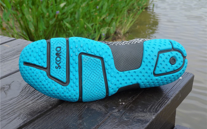 没有束缚、自由的奔跑—跑鞋SKORA FORM评测