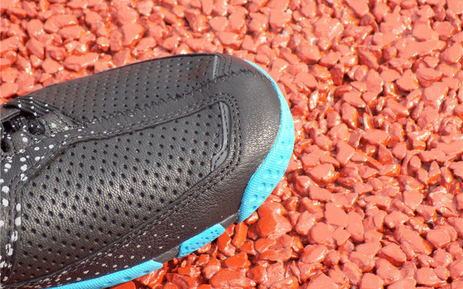 没有束缚、自由的奔跑—跑鞋SKORA FORM评测