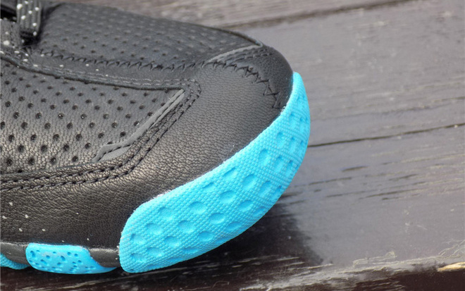 没有束缚、自由的奔跑—跑鞋SKORA FORM评测