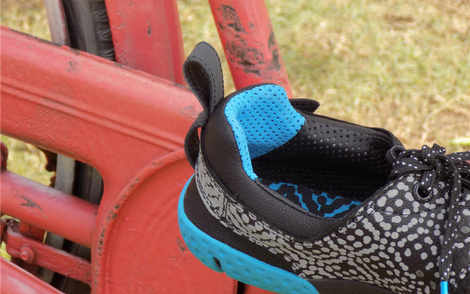 没有束缚、自由的奔跑—跑鞋SKORA FORM评测