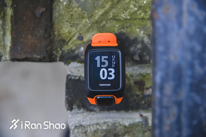 手表 | GPS制霸与心率之『殇』 TomTom Adventurer深度评测