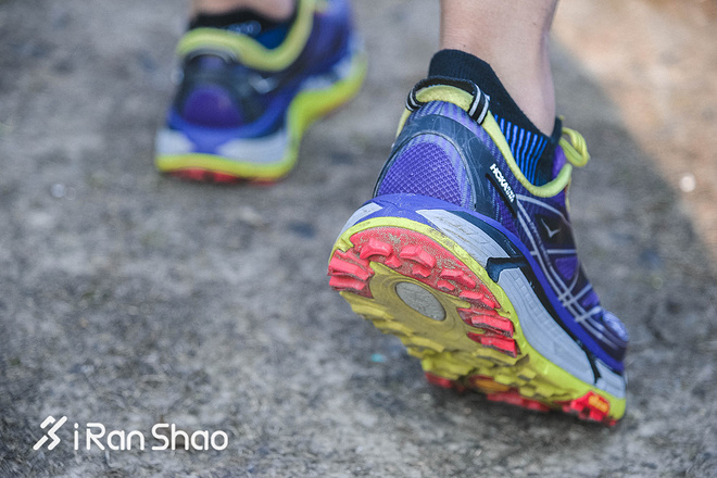 跑鞋 | HOKA One One Mafate Speed 2  接近完美的越野鞋？