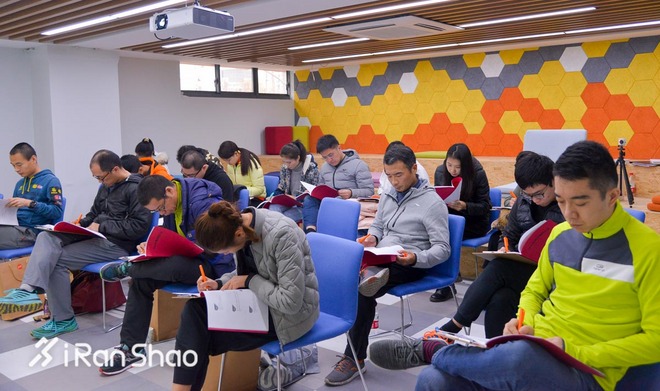 为了更科学地跑步，我们度过了一个特别的圣诞