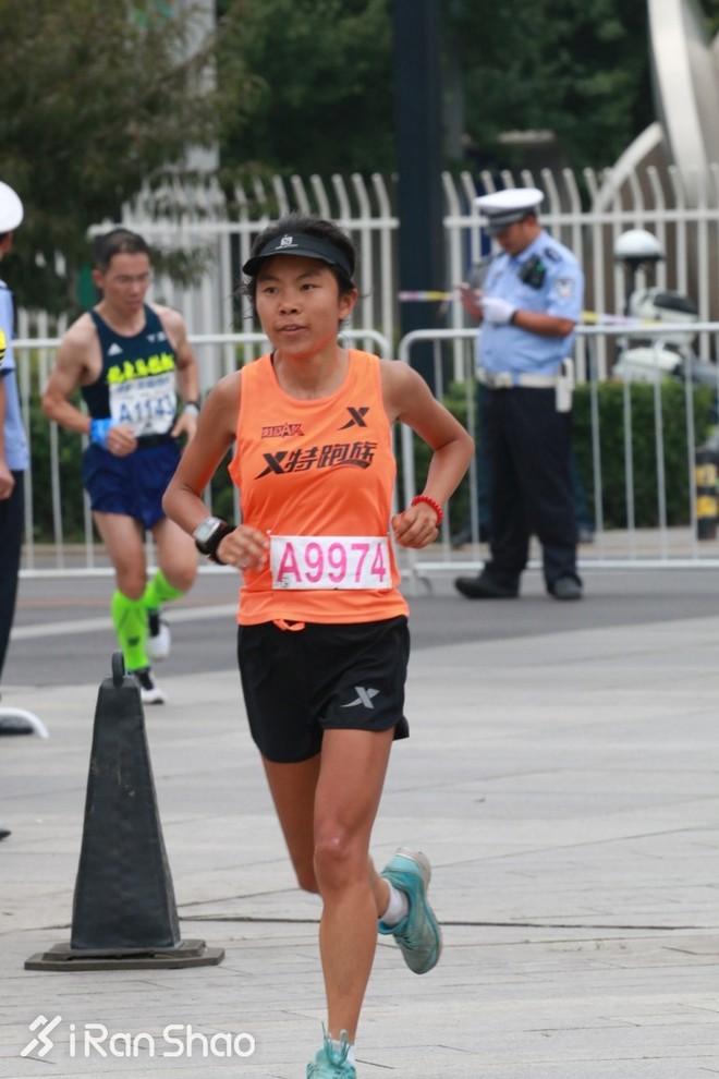 人物 | 2016东吴超马总冠军单盈：跑赢男人的海归女博士