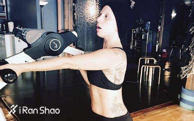 热点 | 对维密天使审美疲劳？欣赏成功瘦身的Gaga吧