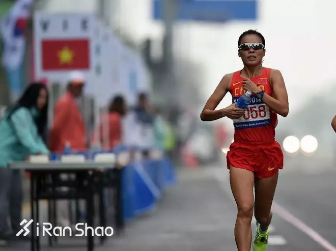 2016爱燃烧年终回顾 | 中国马拉松年度人物