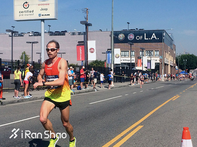 2016爱燃烧年终回顾 | 世界马拉松年度人物