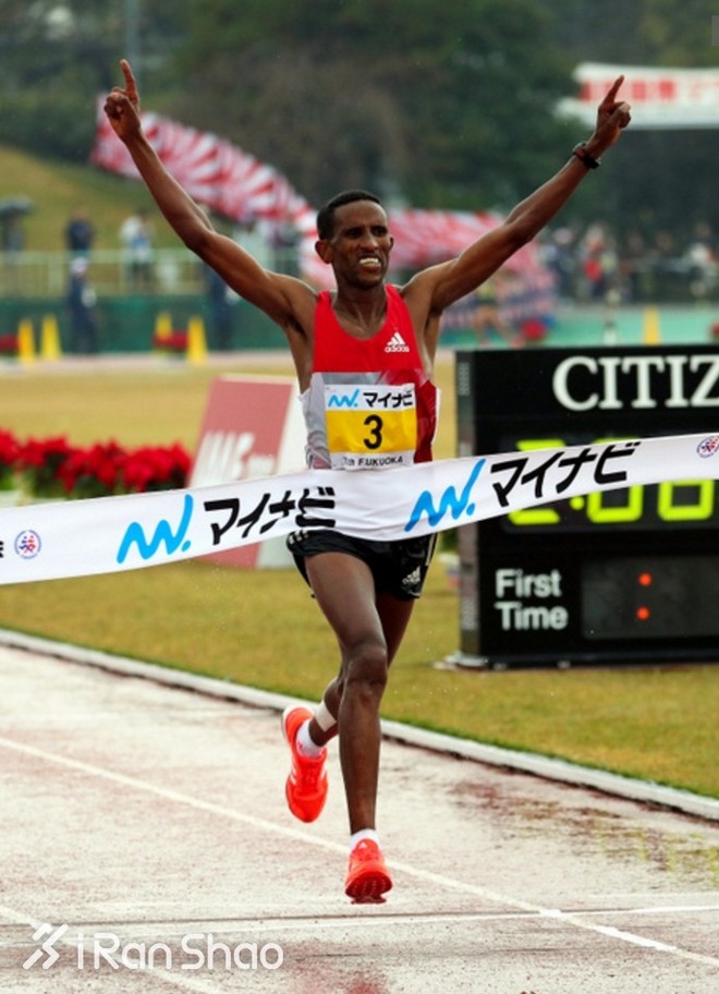 2016福冈马 | 川内优辉再次证明 他是今年日本第一