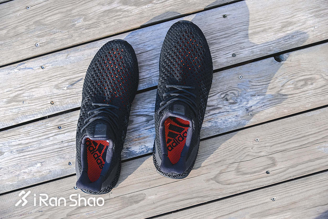 Weekly Gear |  近看adidas 3D Runner 这双炒至3000美元的跑鞋