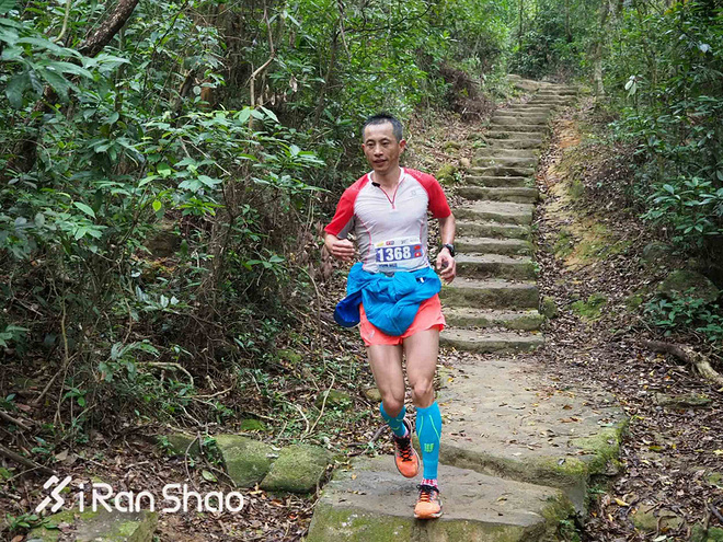 港百 | 群雄争霸，黑马搅局！