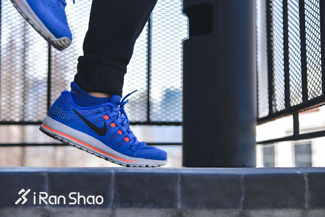 跑鞋 | 把体重全部交给它 Nike Air Zoom Vomero 12深度评测