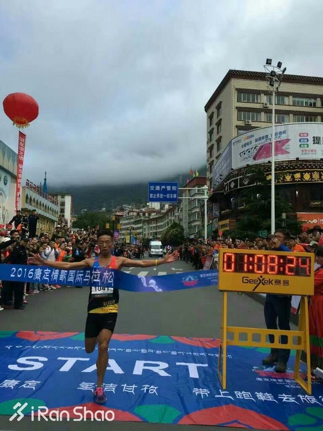 人物 | 厦马国内冠军管油胜：背靠背跑北马，也是中国第一