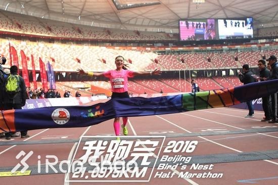 人物 | 来自军营的中国“半马一姐”罗川