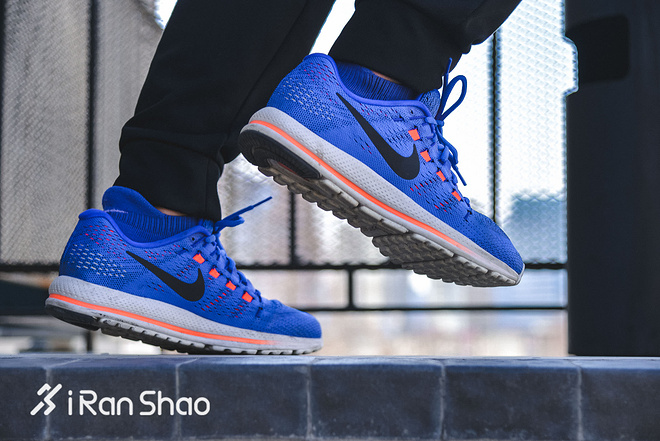 跑鞋 | 把体重全部交给它 Nike Air Zoom Vomero 12深度评测