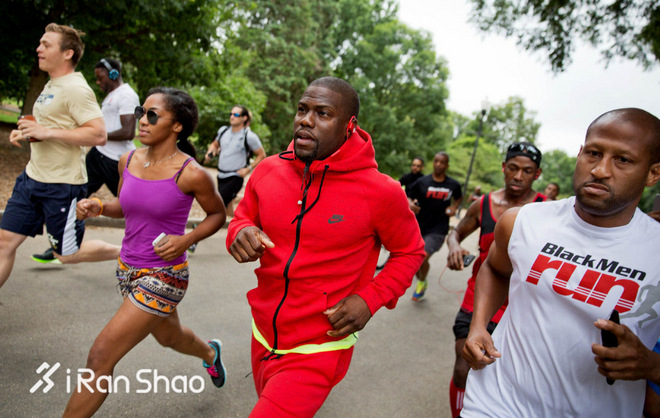 热点 | 听说美版郭德纲戴着Nike+ 水果表跑了1000公里