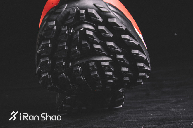 开箱 | Salomon S-lab Wings 8 下坡称王