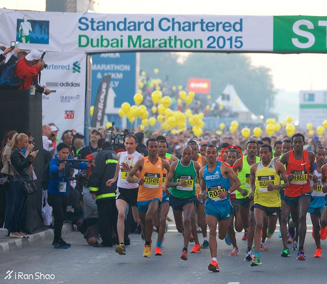 迪拜马拉松 | 摔倒后再度退赛 贝克勒焉知非福？