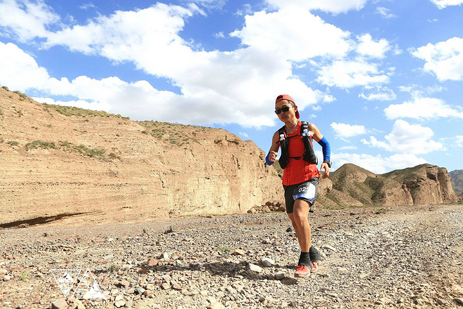 向着明亮那方—— 战魔山破心魔