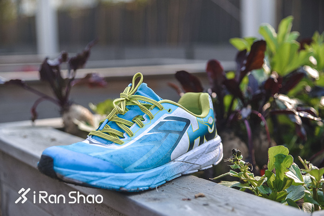 跑鞋 | HOKA ONE ONE Tracer 告别厚底 拥抱速度