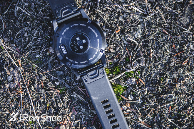 开箱 | Garmin Fenix 5 最强旗舰手表已在阵中？