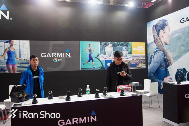 春雨绵绵，这个周末我与深圳的姑娘有约