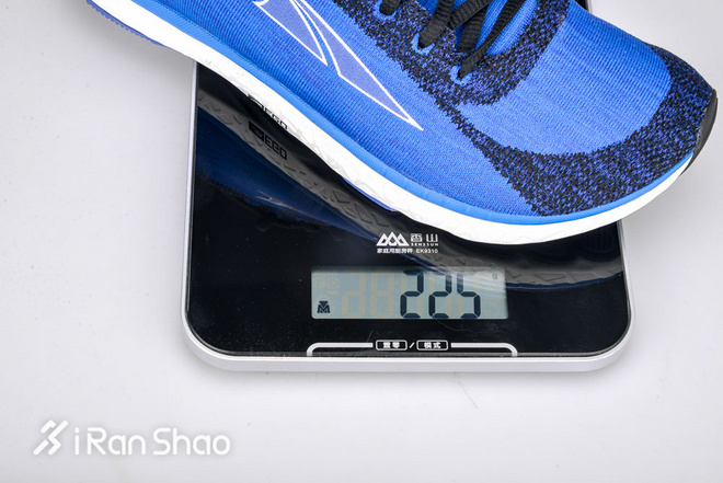 开箱 | Altra Escalante 新鞋面新中底以及新希望