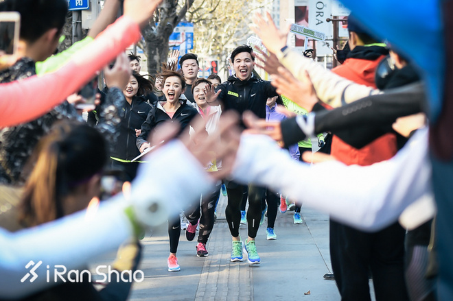 视频 | 元气少女陈意涵的跑步习惯大公开