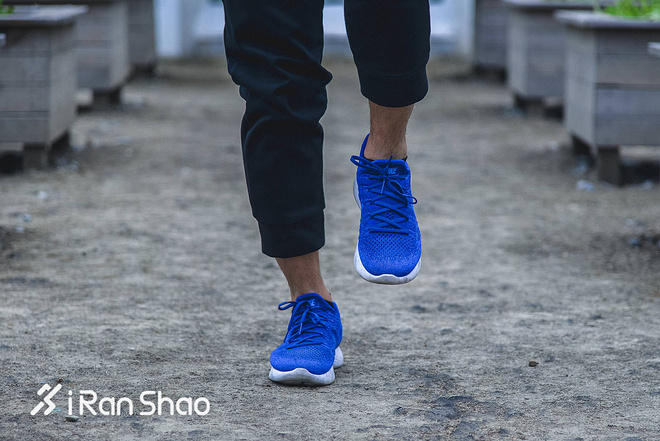 跑鞋 | 脚底加上弹簧脚背戴上枷锁 Nike LunarEpic Low Flyknit 2深度评测