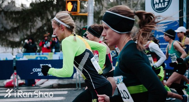 深度 | 2017纽约半马：美女赫德三连霸 金发师妹破纪录