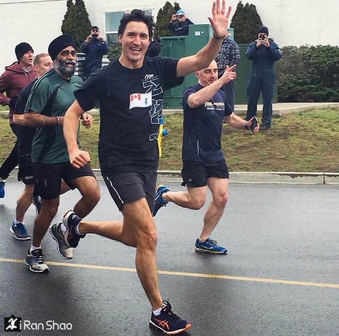 人物 | 23分钟轻松跑完5公里 加拿大总理再秀跑步实力