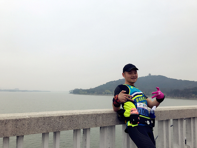 我迷恋的，或许是掏空身体之后的静默无言——虾说锡马