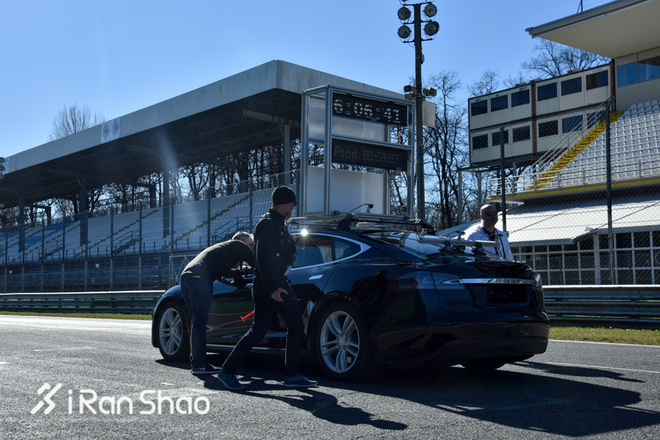 现场 | 意料之外情理之中 直击人类第一次实地测试马拉松破二