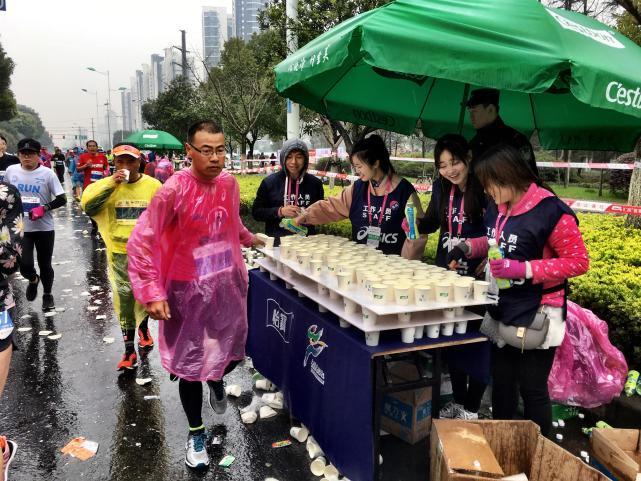 铿锵玫瑰，风雨疾蹄——2017锡马小记