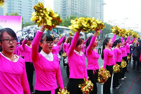 铿锵玫瑰，风雨疾蹄——2017锡马小记