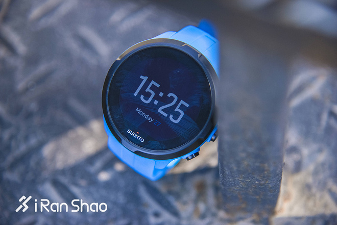 开箱 | Suunto Spartan Sport Wrist HR 迟到两年的首个光电心率手表