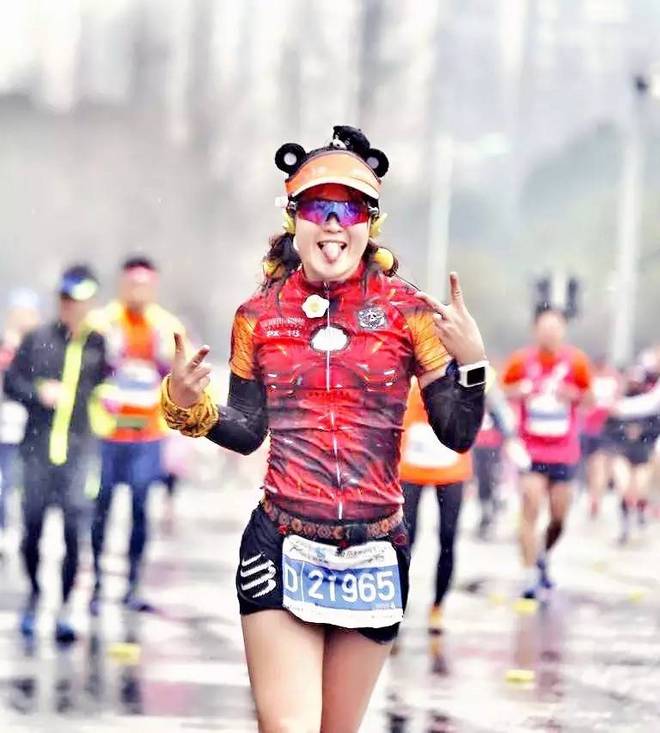 我愿奔向三月的风 浴一回樱花雨——记2017无锡马拉松