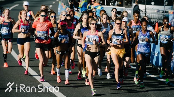 人物 | 首秀斩获纽马季军 美国“万米一姐”处马战记