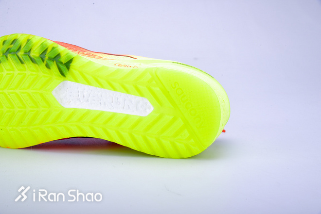 开箱 | Saucony Freedom ISO 一双拼材料的跑鞋