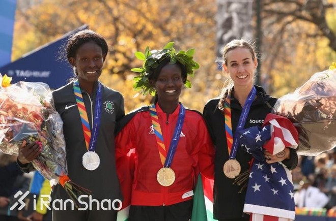 人物 | 首秀斩获纽马季军 美国“万米一姐”处马战记