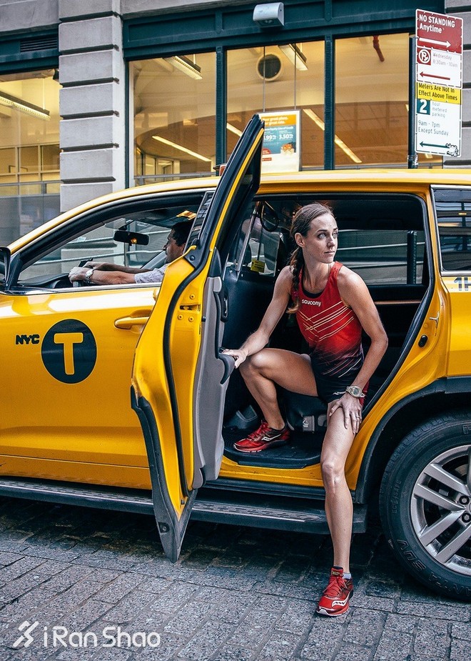 人物 | 首秀斩获纽马季军 美国“万米一姐”处马战记