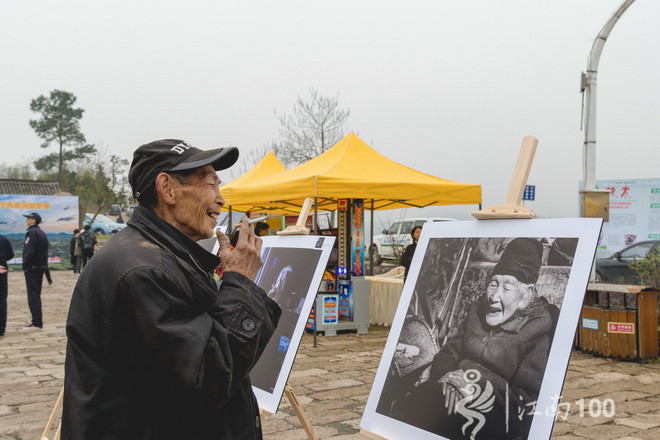 江南100游侠视角——沐浴着绵绵细雨，奔跑在满坡满野的金黄中