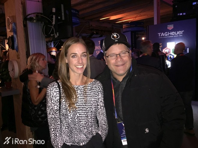 人物 | 首秀斩获纽马季军 美国“万米一姐”处马战记