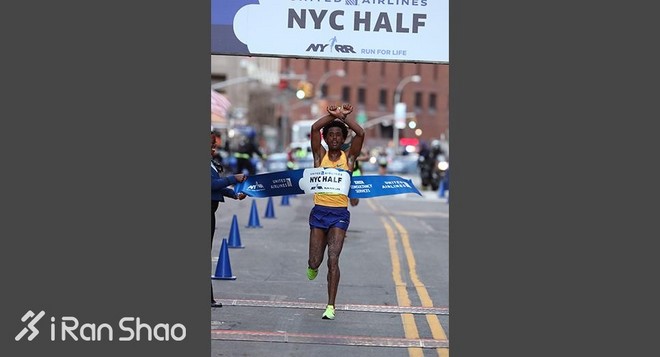 深度 | 2017纽约半马：美女赫德三连霸 金发师妹破纪录