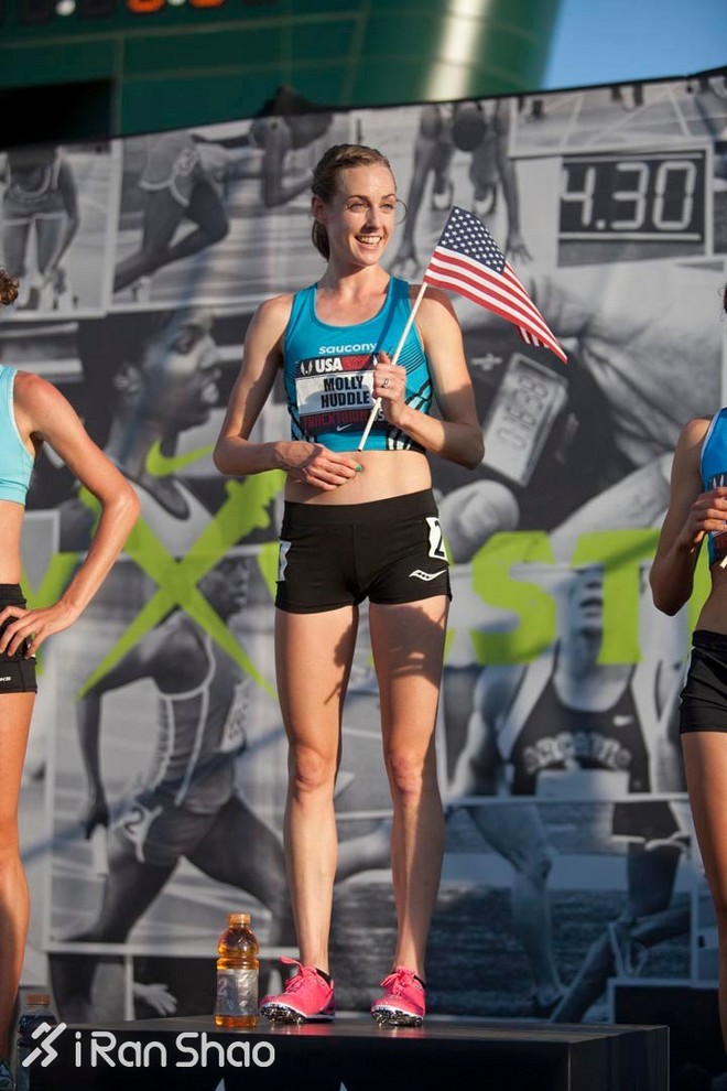 人物 | 首秀斩获纽马季军 美国“万米一姐”处马战记