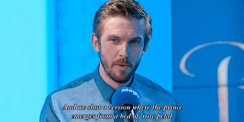 热点 |  瘦下30斤的唐顿大表哥 化身野兽和美女谈恋爱